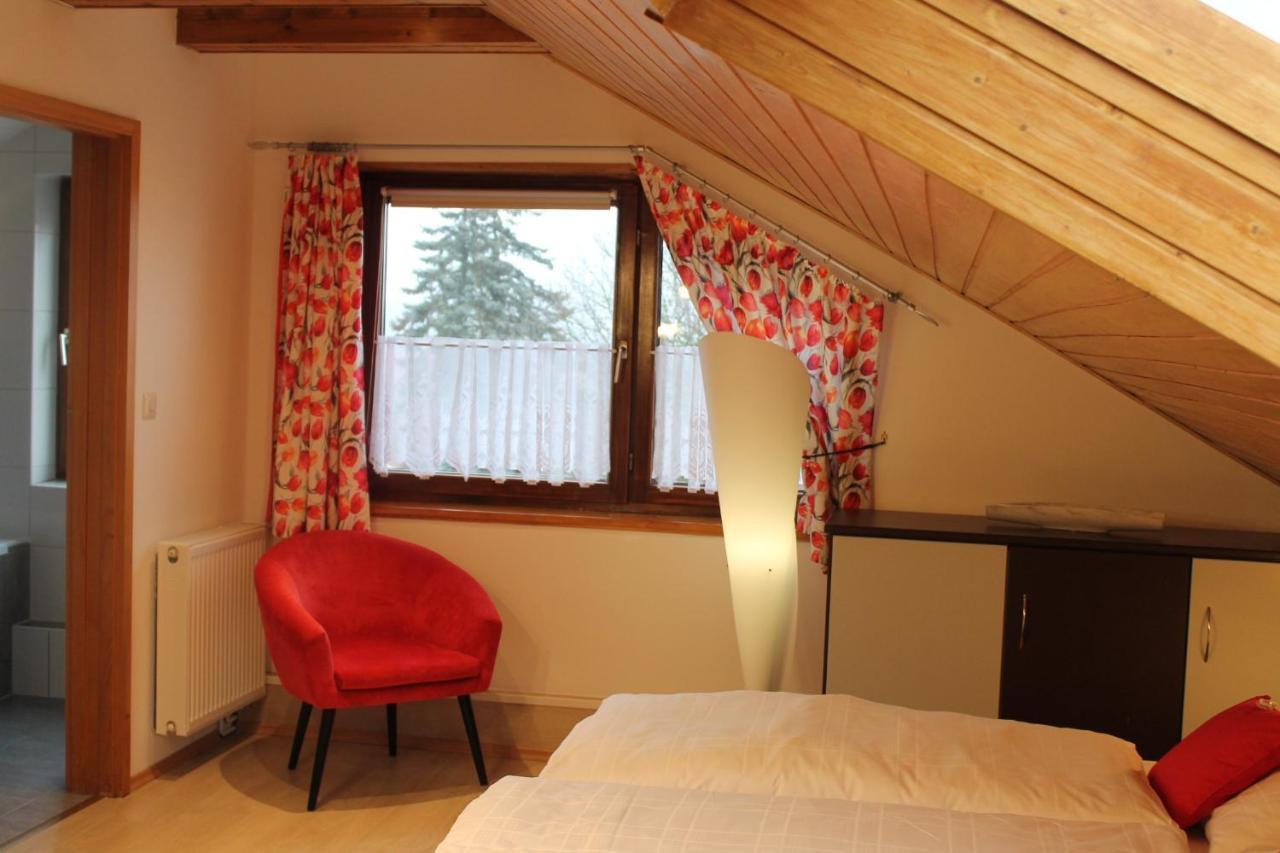Gaestehaus Am Sonnenberg Baunach Bagian luar foto