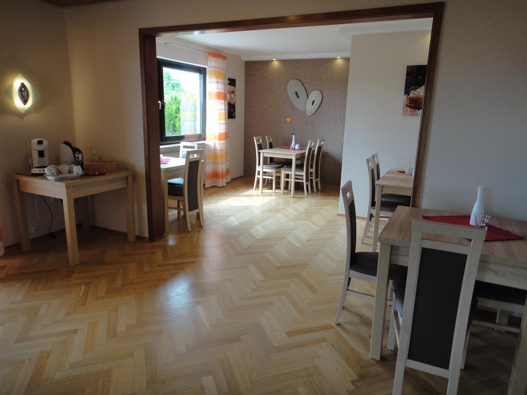 Gaestehaus Am Sonnenberg Baunach Bagian luar foto