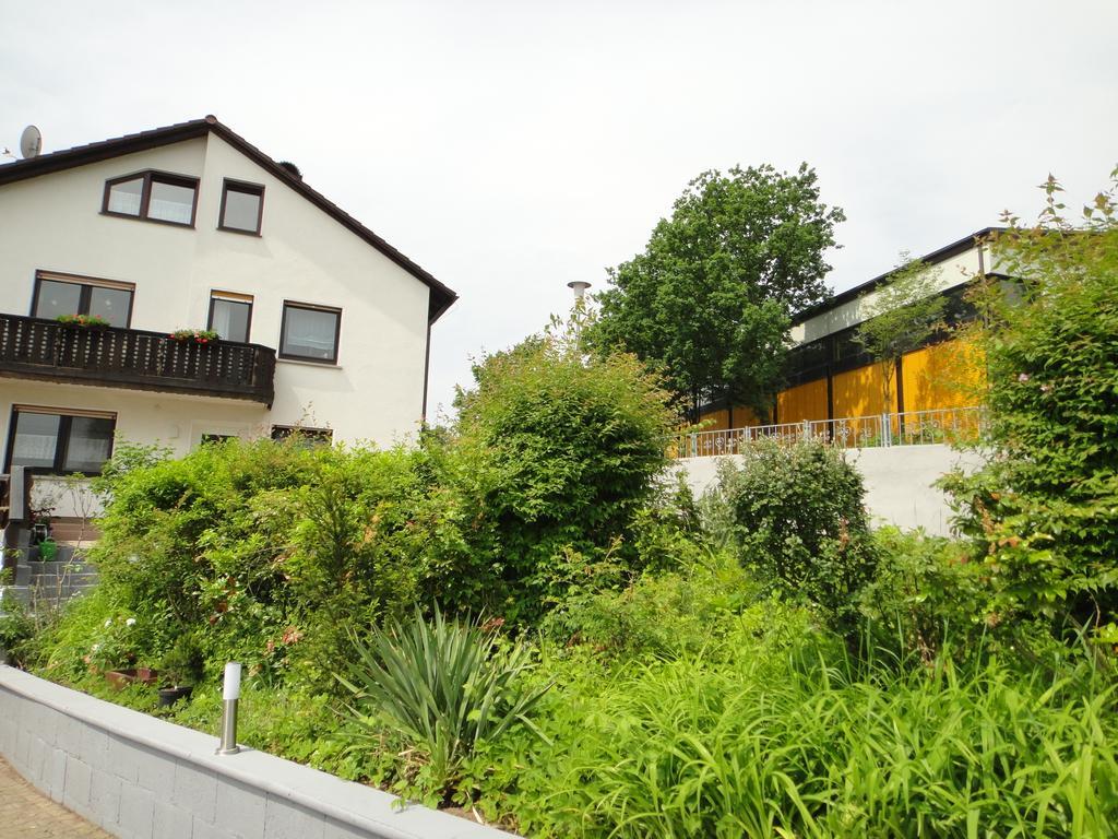Gaestehaus Am Sonnenberg Baunach Bagian luar foto