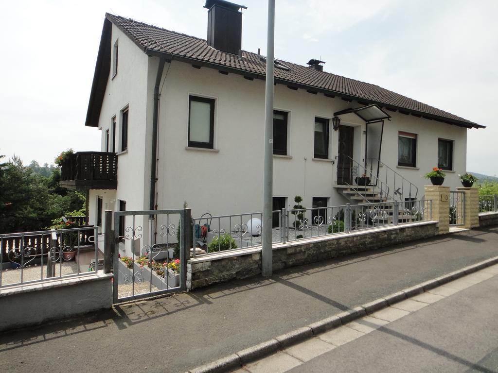 Gaestehaus Am Sonnenberg Baunach Bagian luar foto